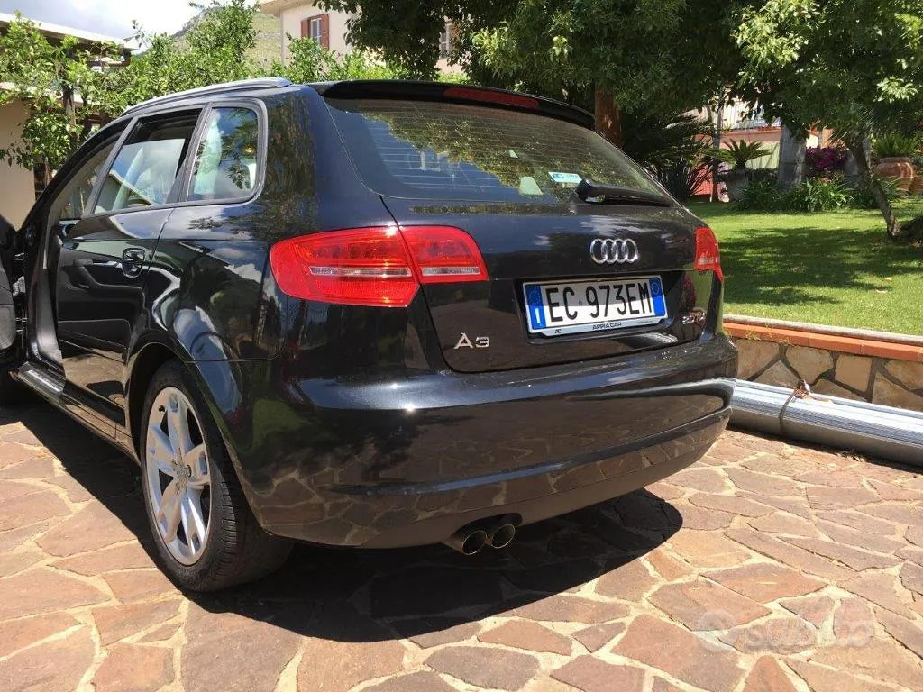 Audi A3 2010 photo 2
