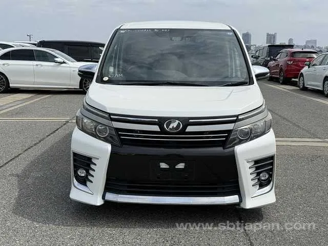 Toyota Voxy Zs 2017 photo 5