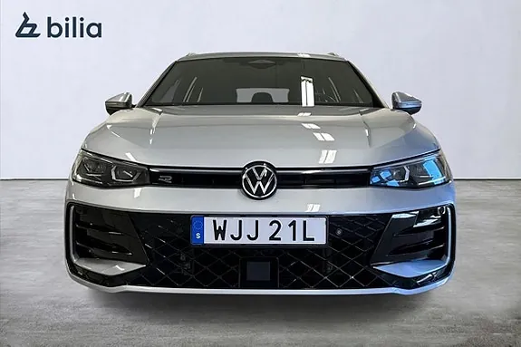 Volkswagen Passat 2025 photo 5