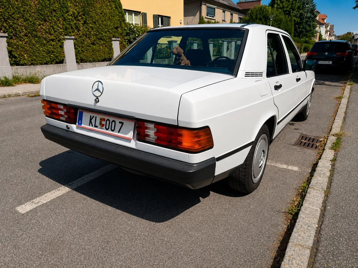 Mercedes-Benz 190 1987 photo 3
