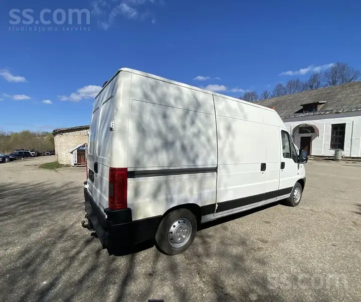Peugeot Boxer 2002 photo 4