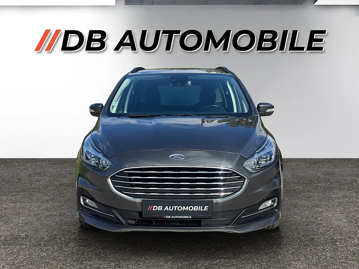 Ford Galaxy 2022 photo 2