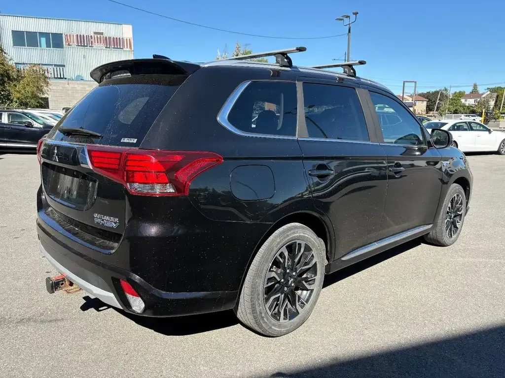Mitsubishi Outlander 2018 photo 5