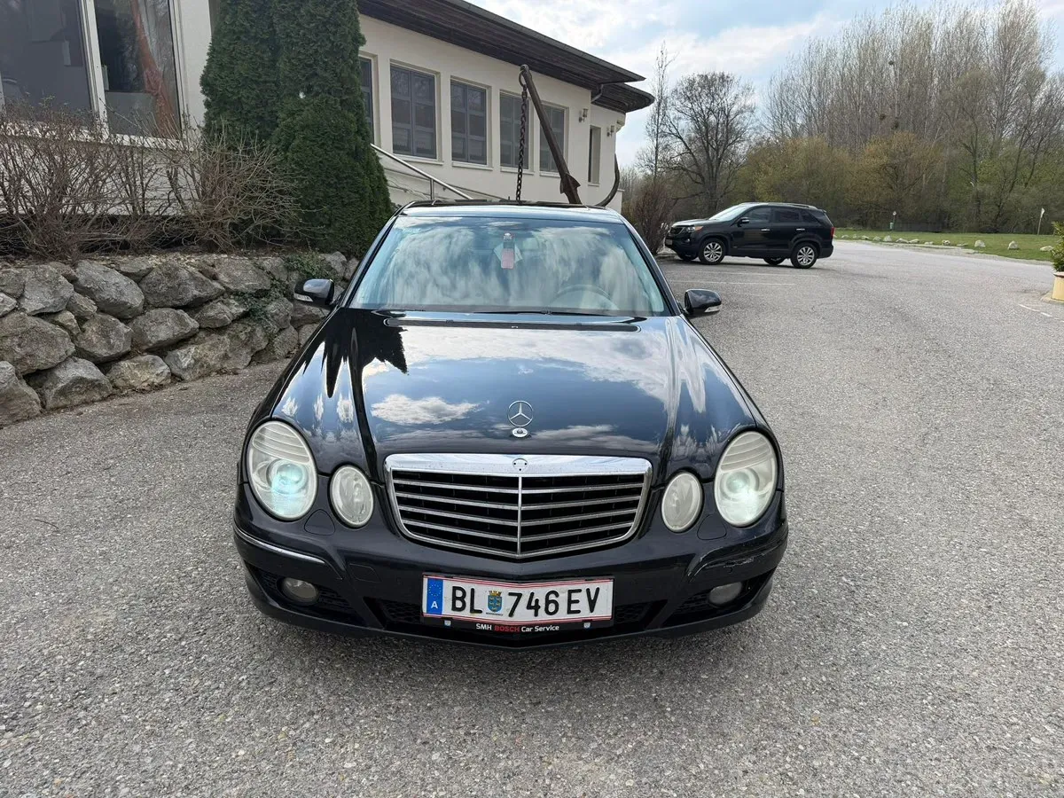 Mercedes-Benz E-Class 2008 photo 2
