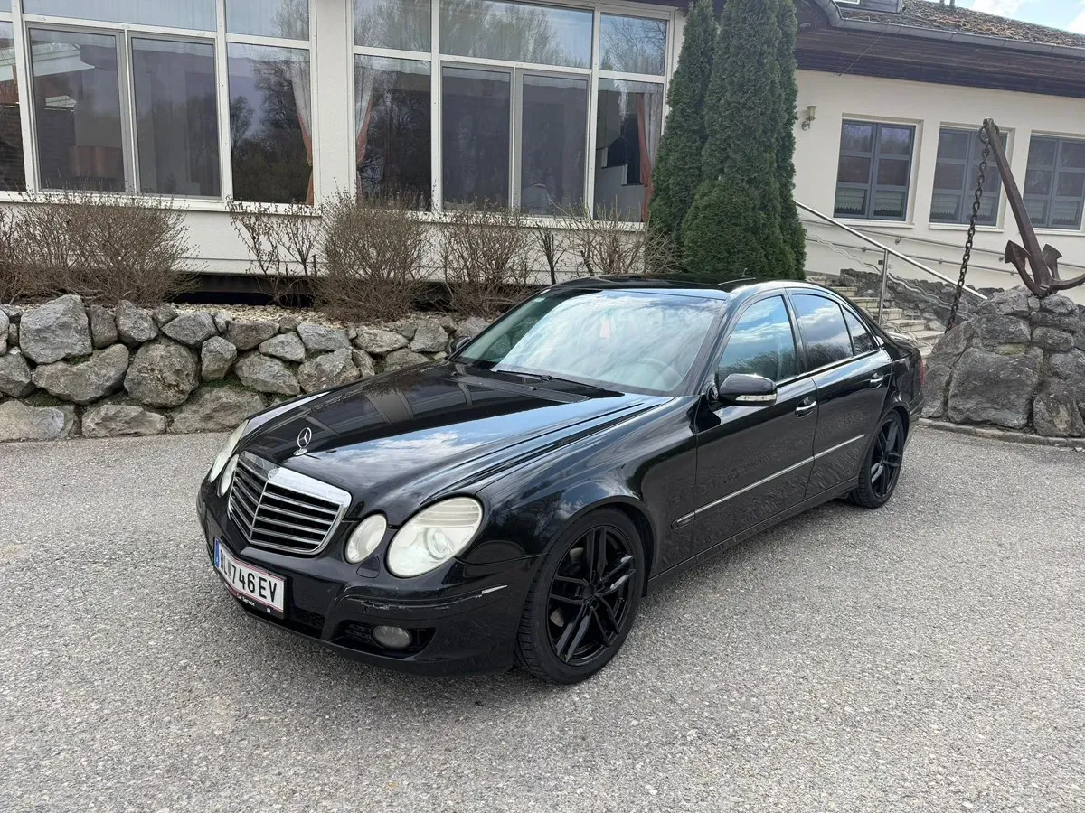 Mercedes-Benz E-Class 2008 photo 3