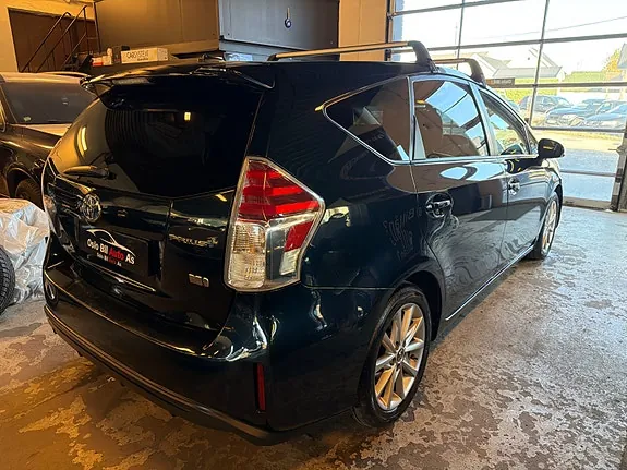Toyota Prius 2017 photo 5
