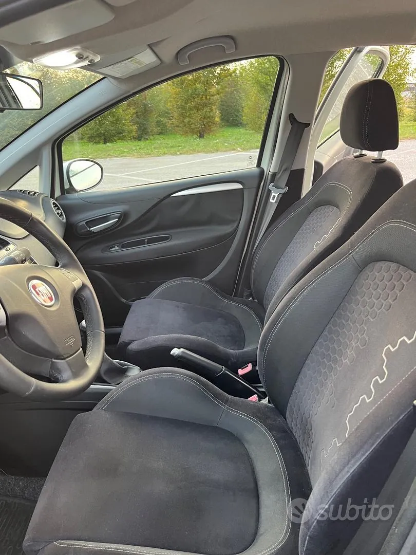 Fiat Punto 2015 photo 3