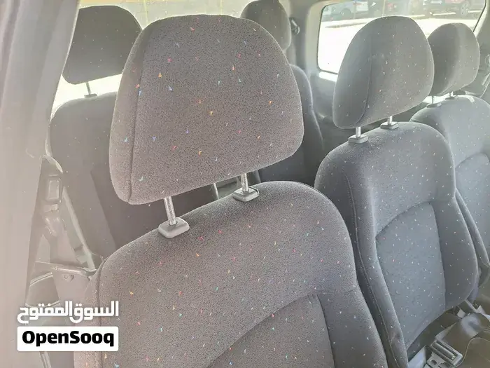 Hyundai Trajet 2003 photo 4