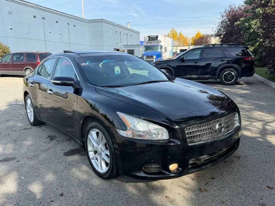Nissan Maxima