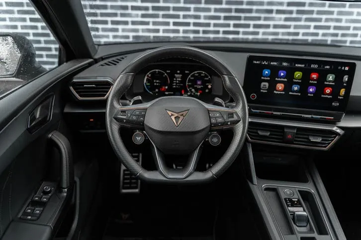 Cupra Leon 2022 photo 2