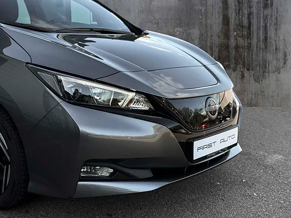 Nissan Leaf 2024 photo 2