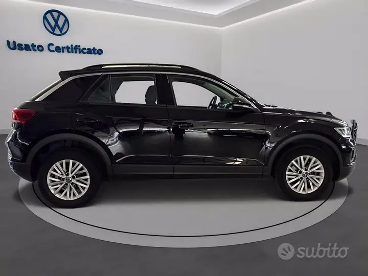 Volkswagen T-Roc 2023 photo 3