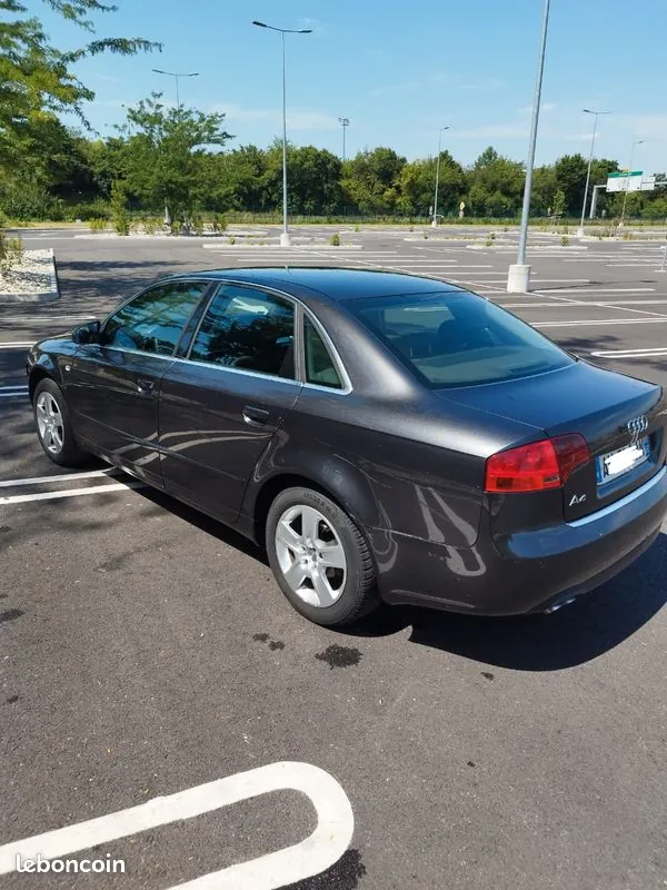 Audi A4 2006 photo 2
