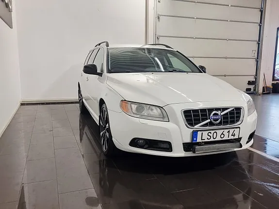 Volvo V70 2012 photo 4
