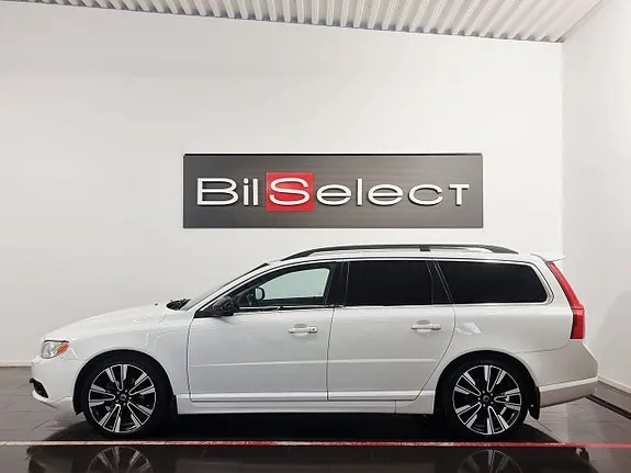 Volvo V70 2012 photo 2