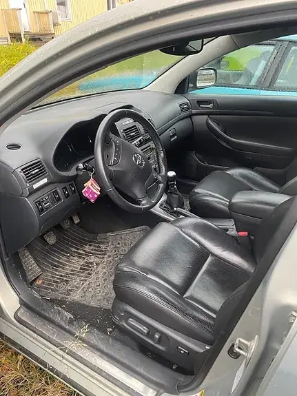 Toyota Avensis 2006 photo 3