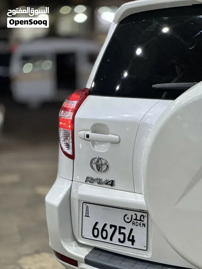 Toyota Rav4 2011 photo 4