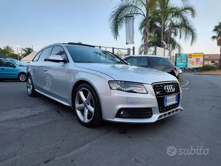 Audi A4 Avant 2010 photo 2