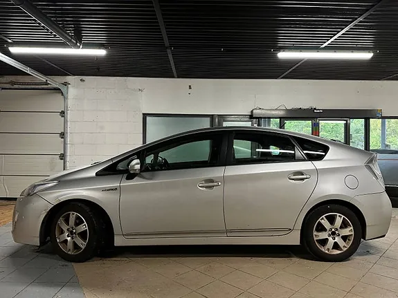 Toyota Prius 2010 photo 2