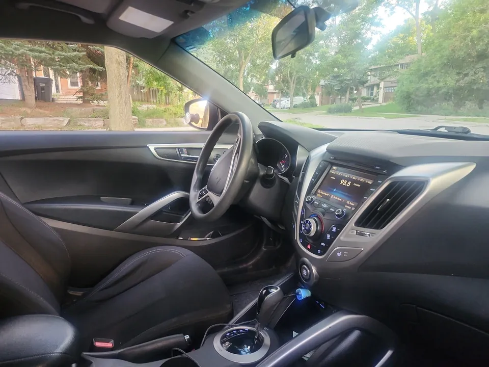 Hyundai Veloster 2013 photo 4