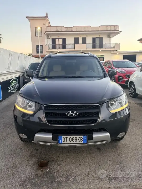 Hyundai Santa Fe 2008 photo 2