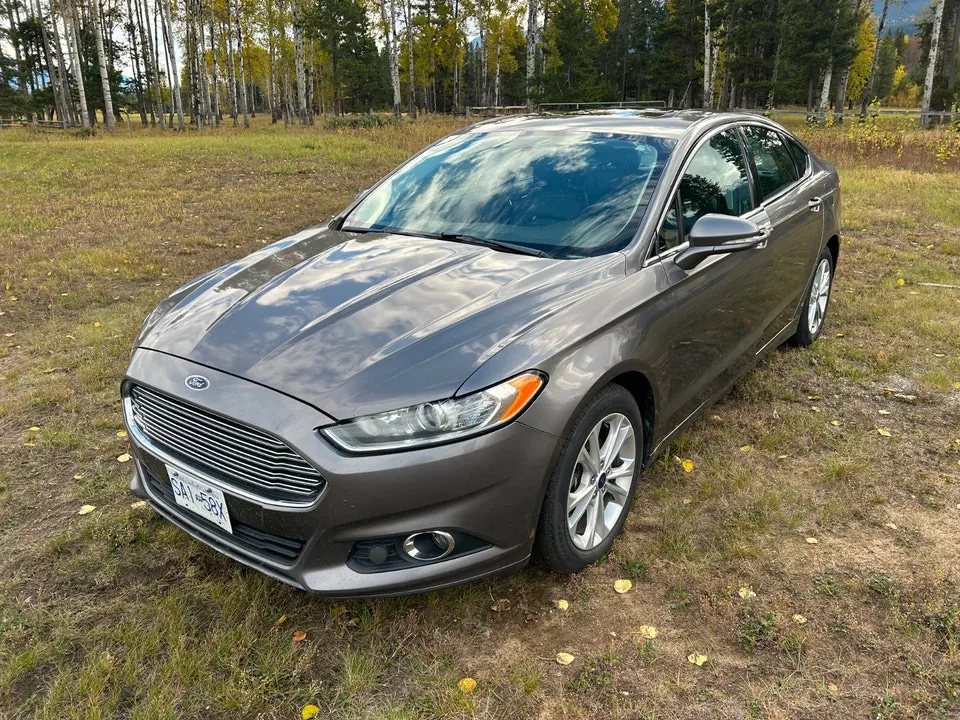 Ford Fusion 2013 photo 2