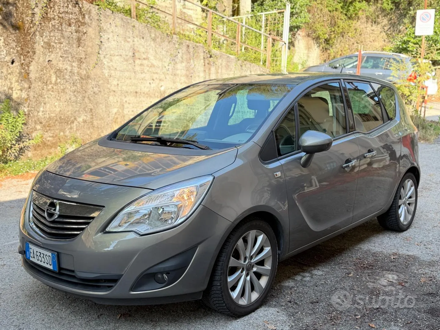 Opel Meriva 2010 photo 2