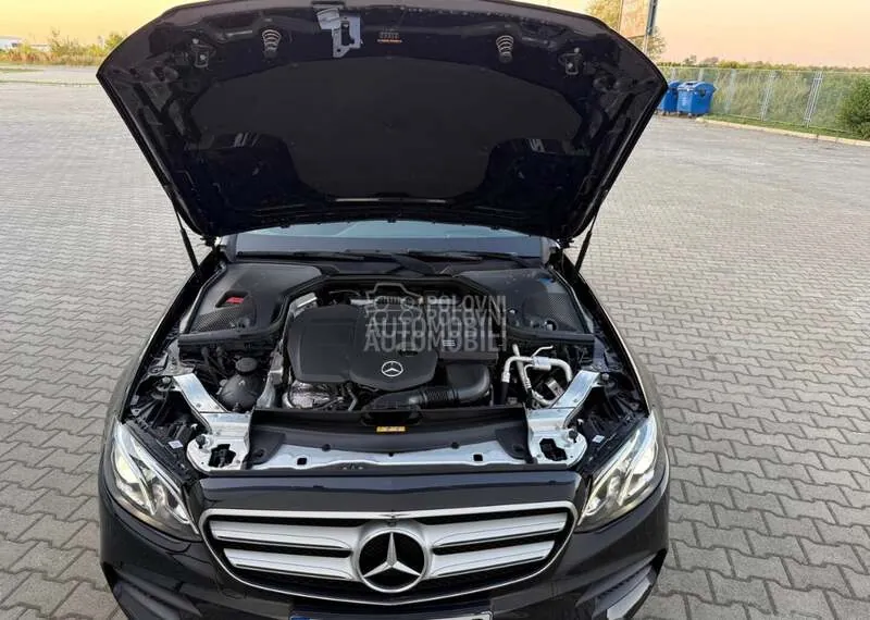Mercedes-Benz E-Class 2019 photo 5