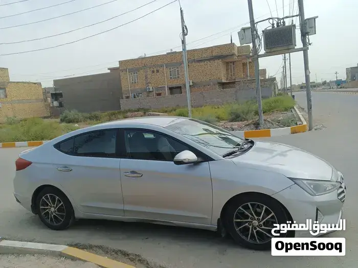 Hyundai Elantra 2020 photo 3