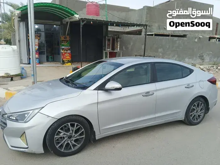 Hyundai Elantra 2020 photo 2