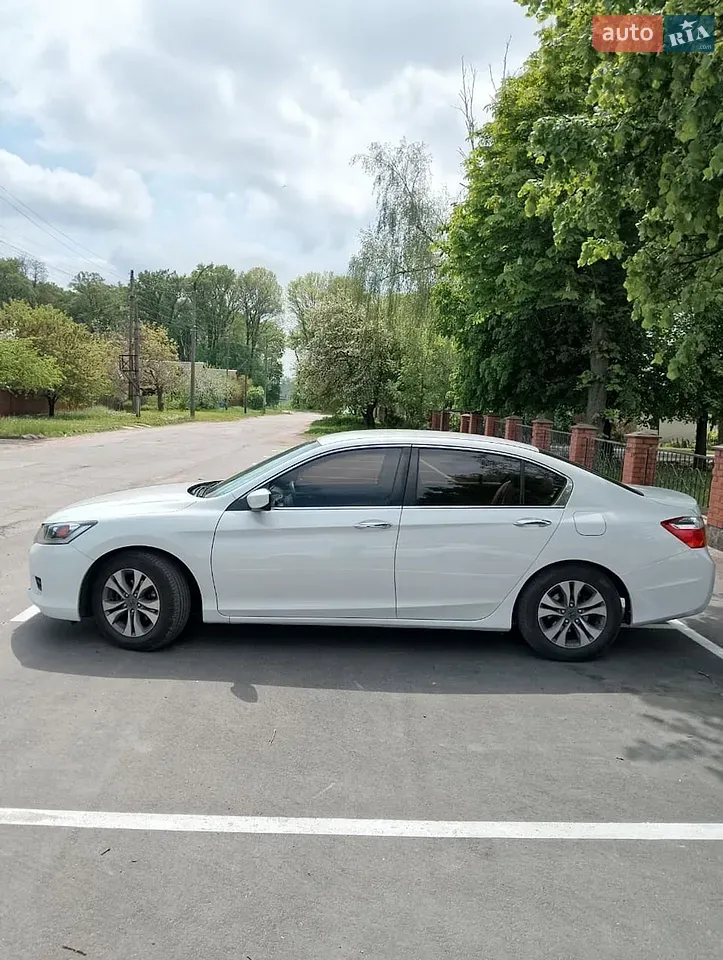 Honda Accord 2013 photo 3