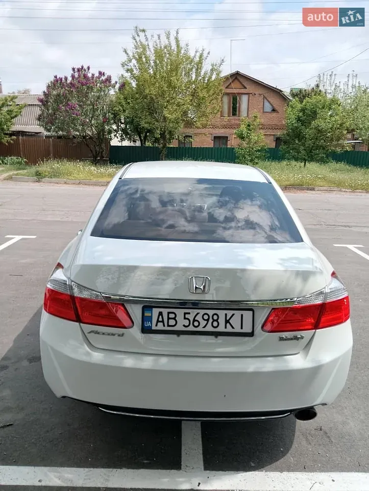 Honda Accord 2013 photo 4