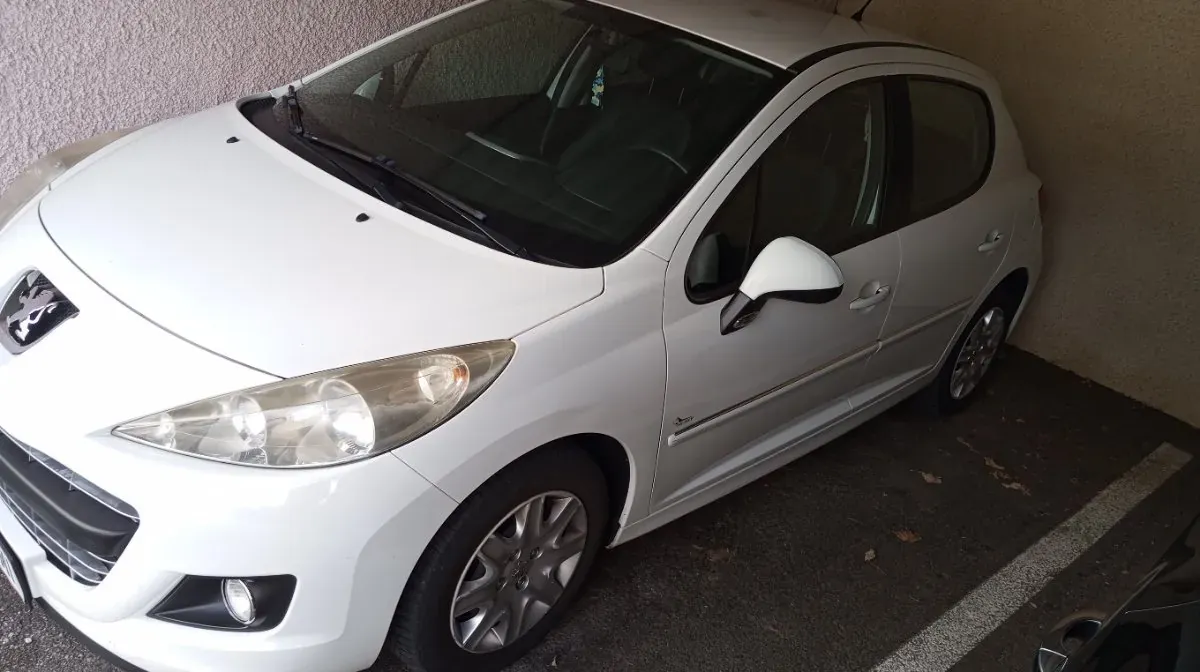 Peugeot 207