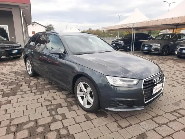 Audi A4 Avant 2019 photo 2