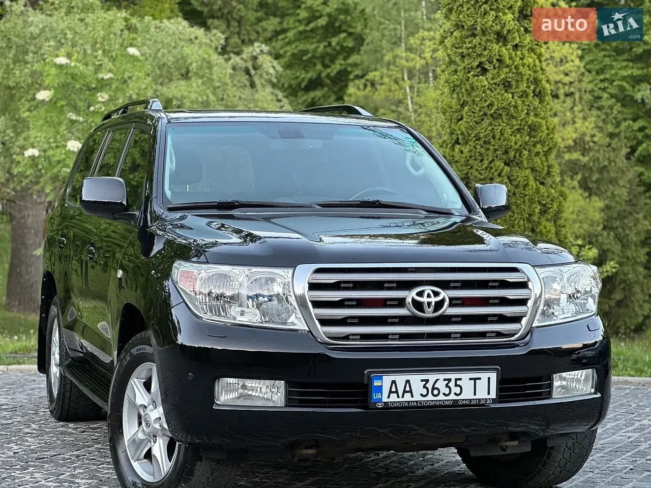 Toyota Land Cruiser 2010 photo 5