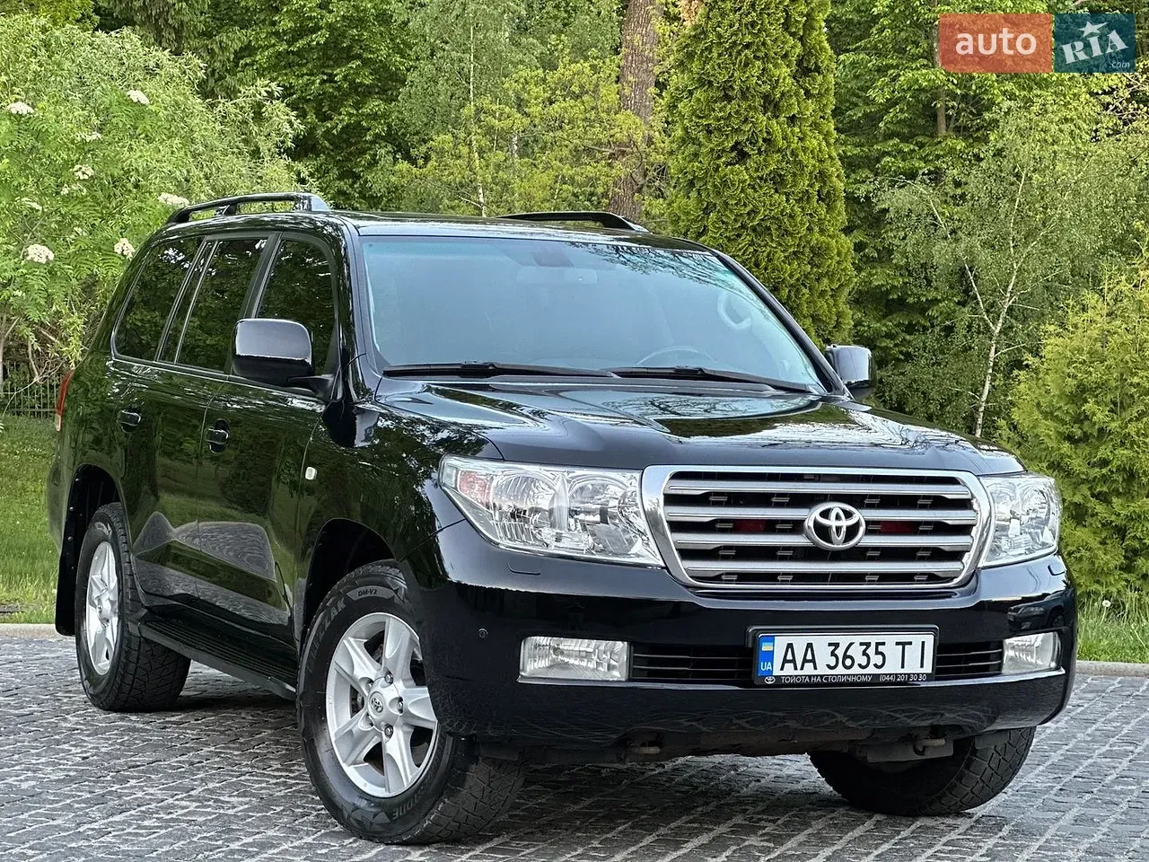 Toyota Land Cruiser 2010 photo 3