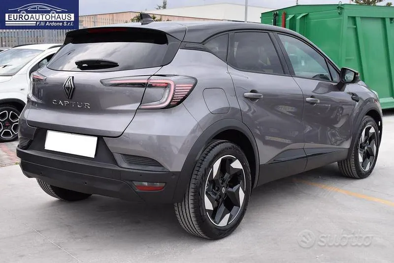 Renault Captur 2026 photo 4