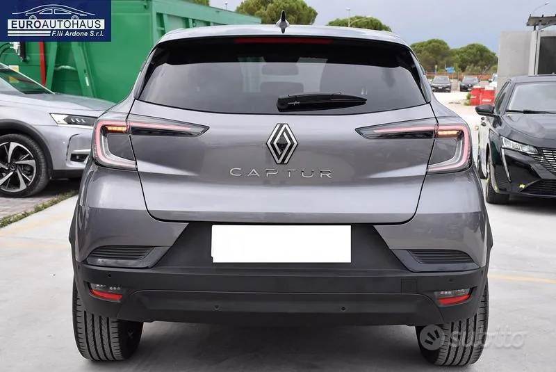 Renault Captur 2026 photo 5