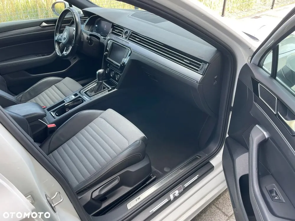 Volkswagen Passat 2015 photo 2