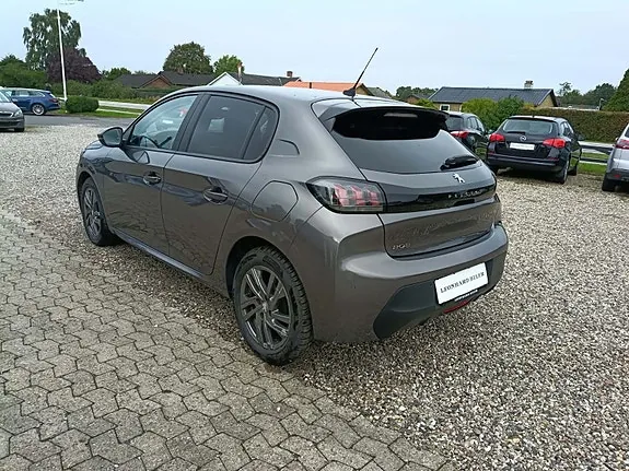 Peugeot 208 2021 photo 4