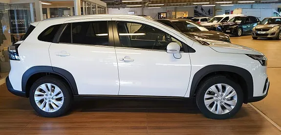 Suzuki S-Cross 2026 photo 5