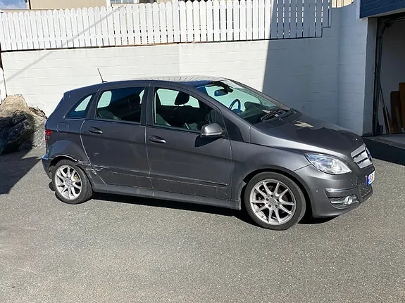 Mercedes-Benz B180 D 2010 photo 3