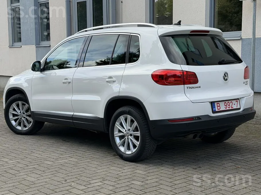 Volkswagen Tiguan 2011 photo 2
