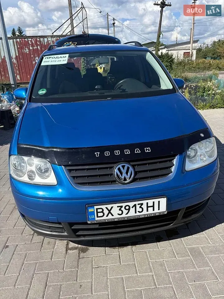 Volkswagen Touran 2003 photo 2