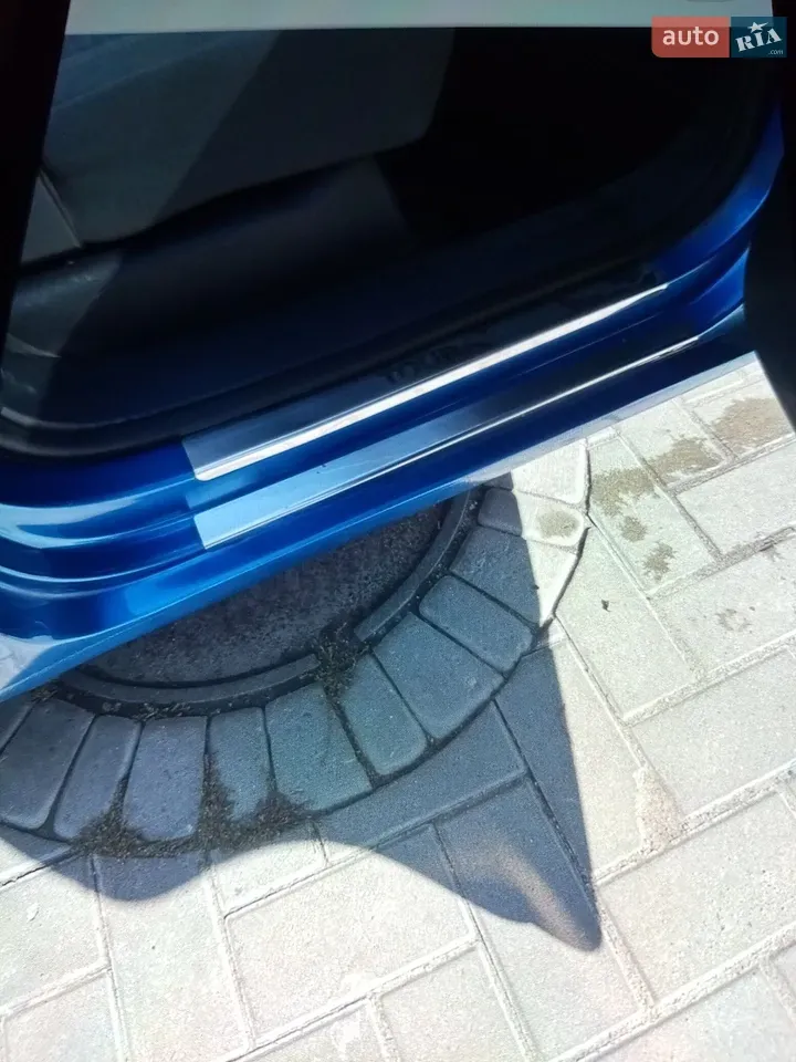 Volkswagen Touran 2003 photo 5