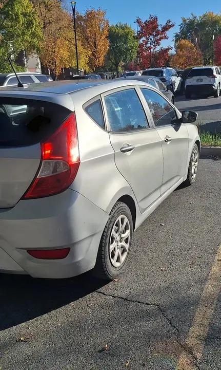 Hyundai Accent 2013 photo 4