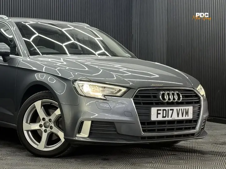 Audi A3 2017 photo 2