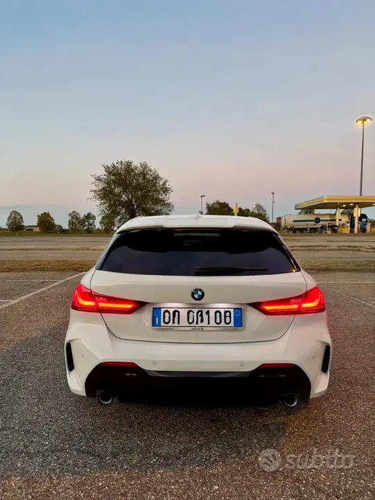 BMW 1 Series 2023 photo 4