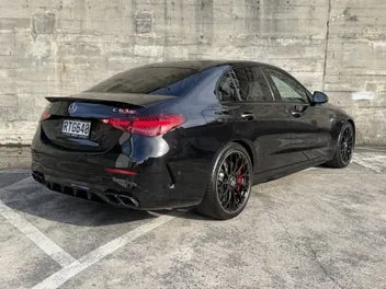 Mercedes-Benz C 63 S 2024 photo 4