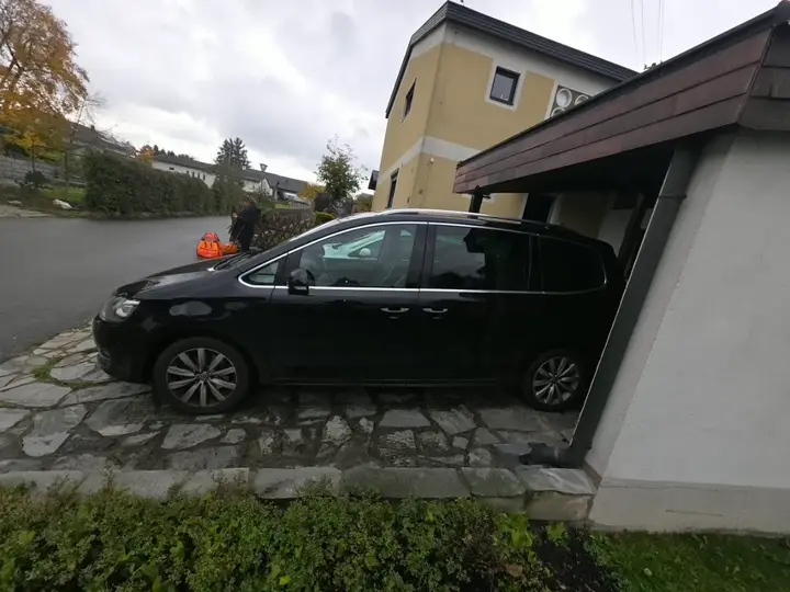 Volkswagen Sharan 2015 photo 2